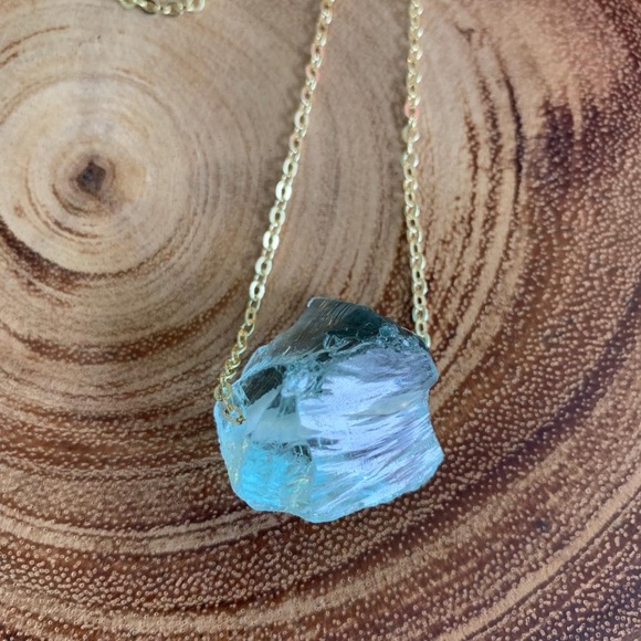Raw Aquamarine 18K Gold Necklace - Picture 5 of 8